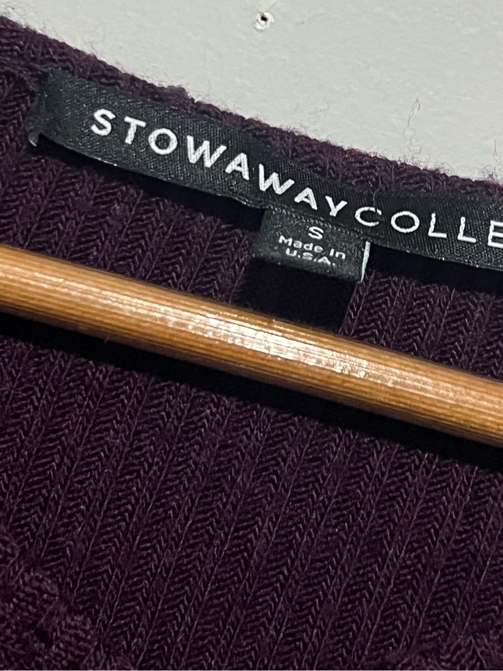 Stowaway Collection Sweater V Neck Ribbed Long Sleeves Purple Maternity Small - Picture 4 of 5